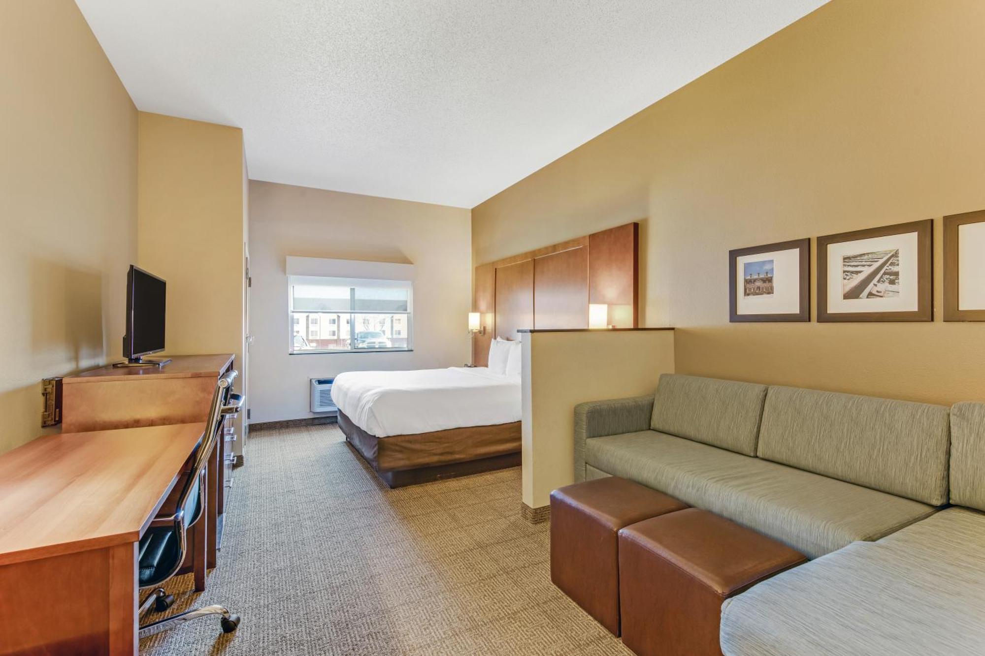 Comfort Suites Huntsville Midcity District At Research Park Buitenkant foto