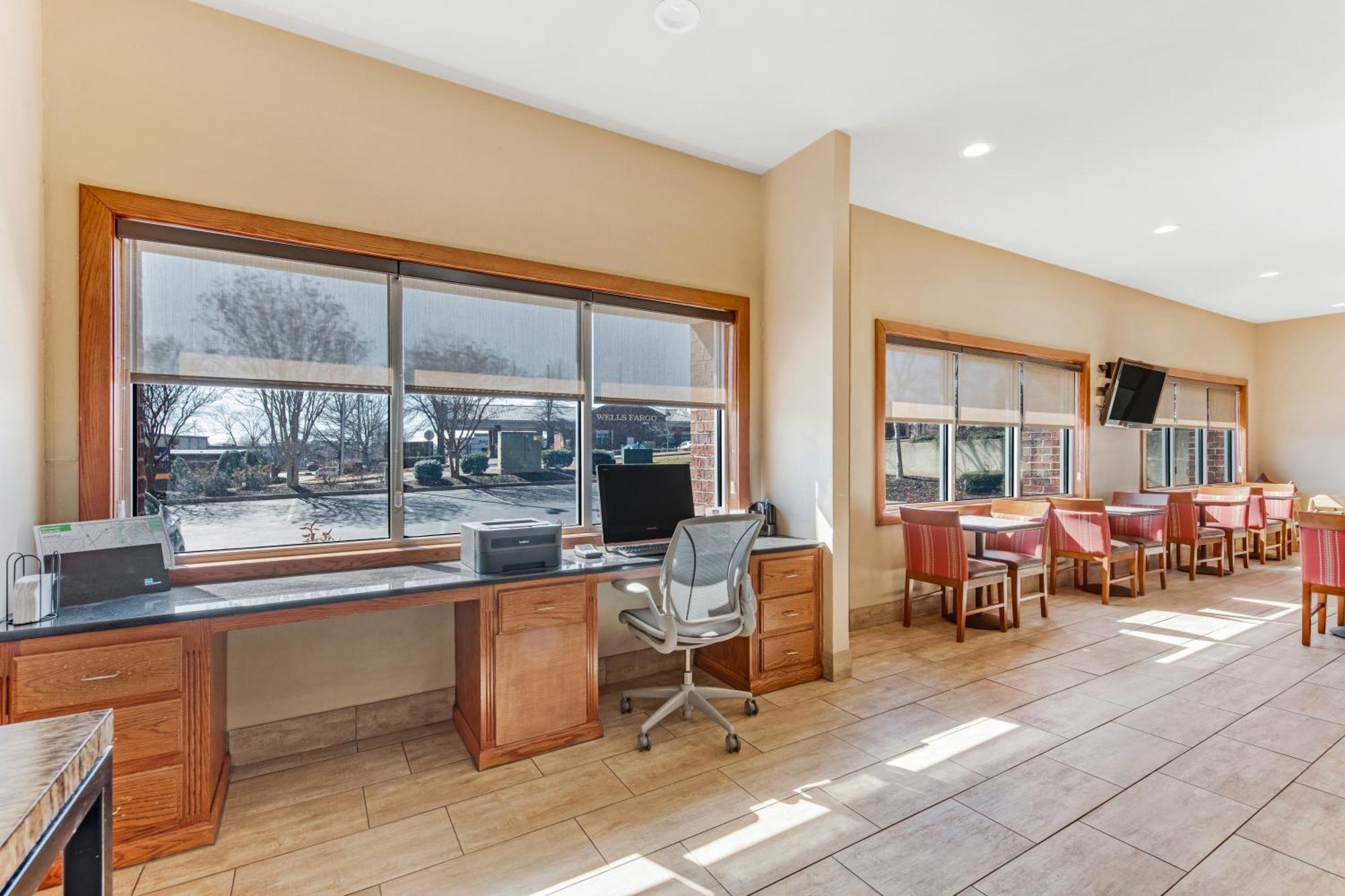 Comfort Suites Huntsville Midcity District At Research Park Buitenkant foto