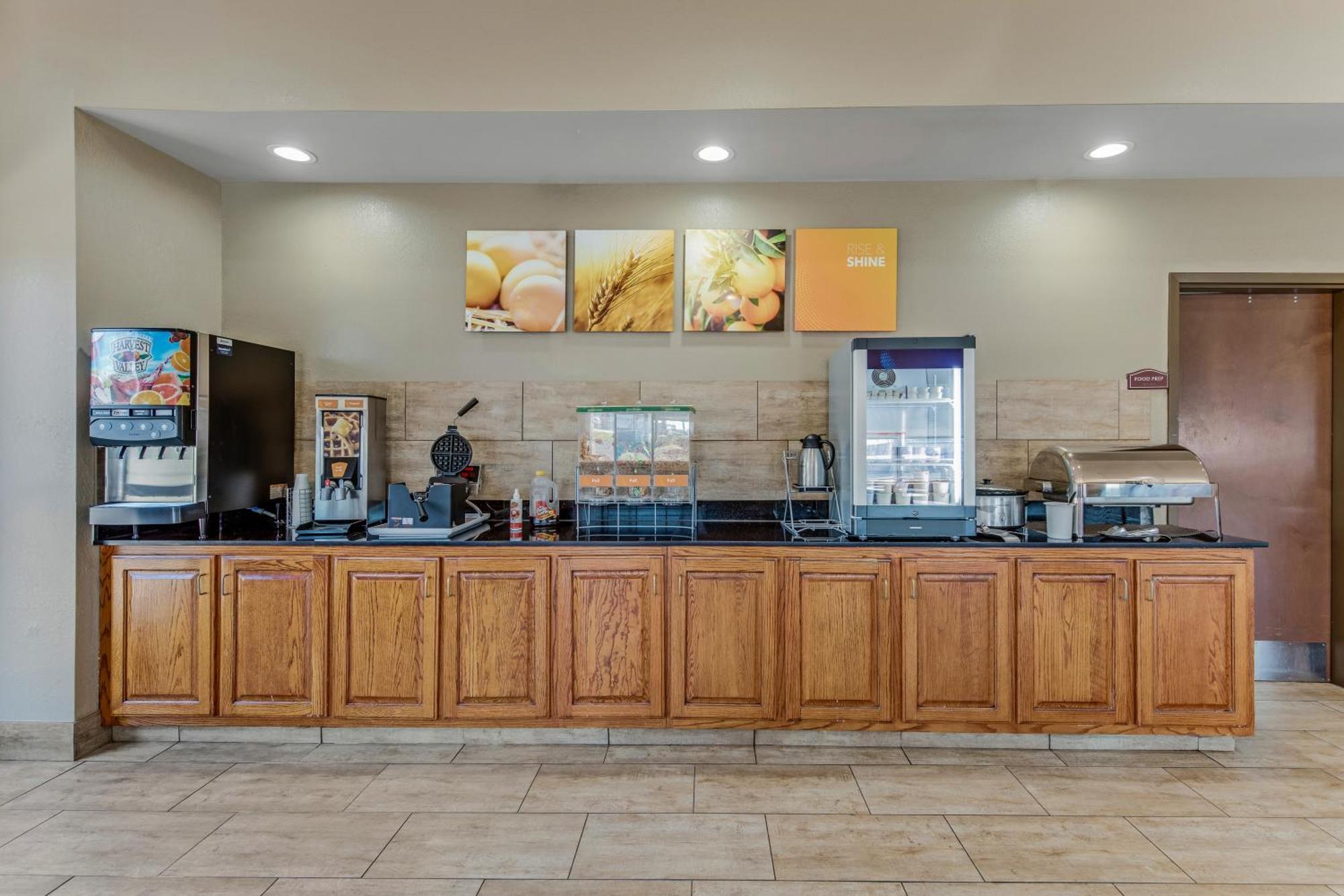 Comfort Suites Huntsville Midcity District At Research Park Buitenkant foto